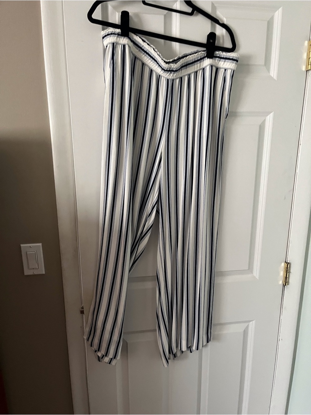 LOFT Navy & White Vertical-Stripe Wide-Leg Pants